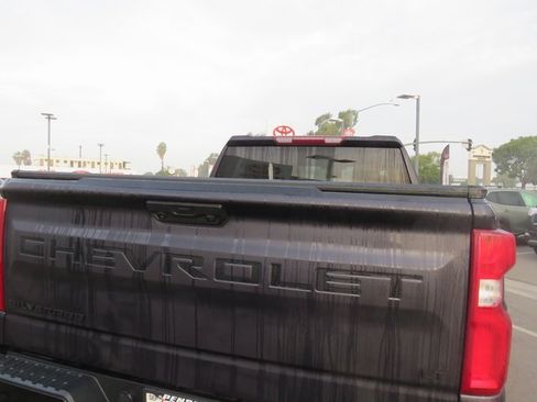 Used 2022 Chevrolet Silverado 1500 LT Trail Boss w/ Protection Package image 14