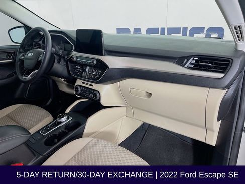 Used 2022 Ford Escape SE w/ Convenience Package image 33
