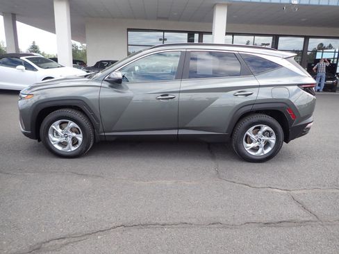 Used 2022 Hyundai Tucson SEL w/ Winter Package AWD/4WD image 2