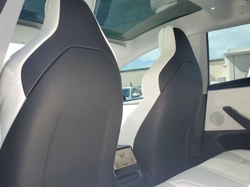 Used 2024 Tesla Model 3 Performance image 17