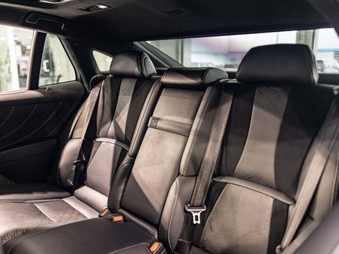 Used 2022 Lexus LS 500 F Sport image 33