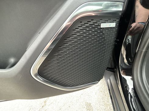 New 2025 GMC Acadia Elevation w/ Elevation Premium Package image 61