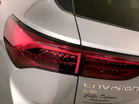 Used 2025 Buick Envision Preferred image 27