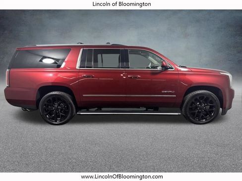 Used 2019 GMC Yukon XL Denali w/ Denali Ultimate Package AWD/4WD image 5