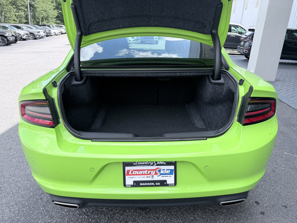 Used 2023 Dodge Charger SXT RWD image 9