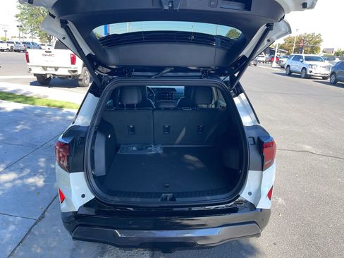 New 2026 GMC Terrain AT4 w/ Convenience Package III AWD/4WD image 9