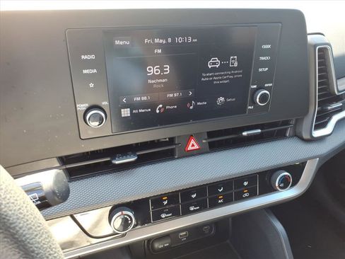 Used 2025 Kia Sportage LX FWD image 22