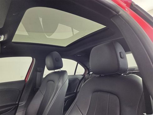 Used 2019 Mercedes-Benz A 220 4MATIC image 23