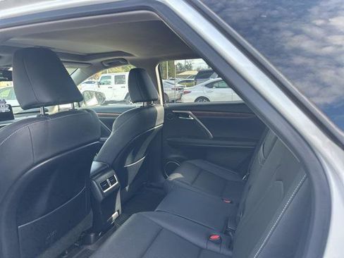 Certified 2022 Lexus RX 350L 350L w/ Premium Package image 7