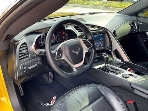 Used 2019 Chevrolet Corvette Stingray Convertible w/ 3LT Preferred Equipment Group image 13