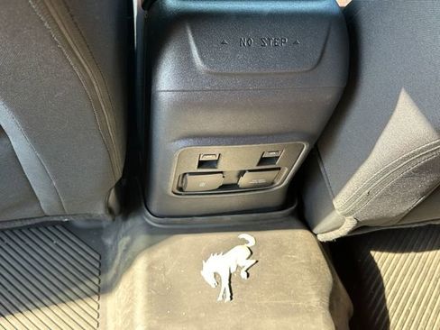 Used 2022 Ford Bronco Outer Banks image 15