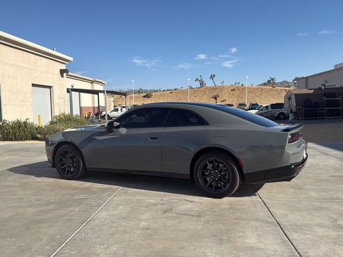 Used 2026 Dodge Charger Scat Pack w/ Blacktop Package AWD/4WD image 5