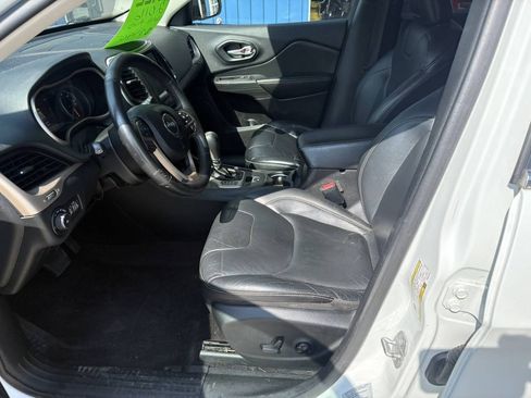 Used 2016 Jeep Cherokee Limited AWD/4WD image 10