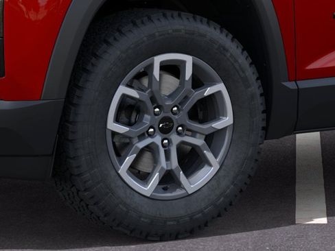 New 2026 Chevrolet Equinox ACTIV w/ Convenience Package III FWD image 9
