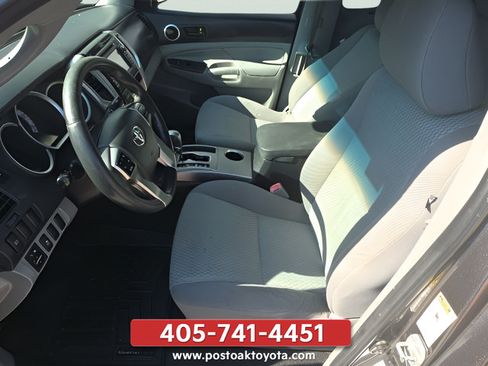 Used 2013 Toyota Tacoma PreRunner RWD image 13