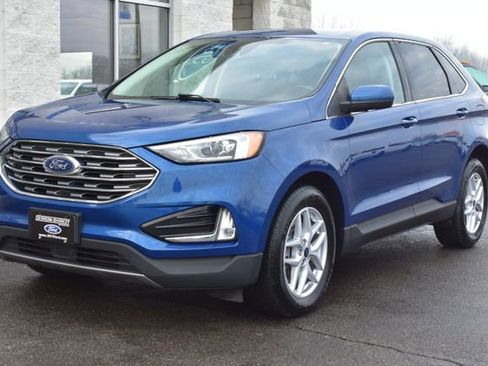 Used 2021 Ford Edge SEL w/ Cargo Accessory Package image 9