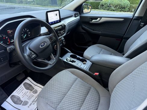 Used 2020 Ford Escape SE AWD/4WD image 18