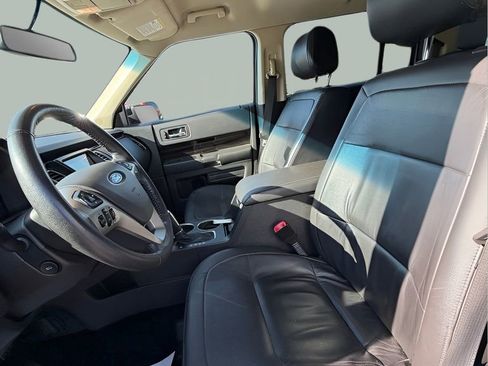 Used 2018 Ford Flex SEL w/ Equipment Group 202A FWD image 10