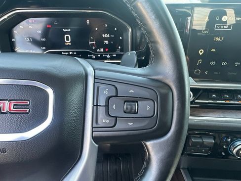 Used 2024 GMC Sierra 1500 SLT w/ SLT Premium Plus Package AWD/4WD image 10