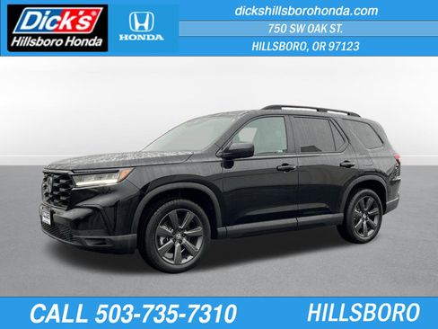 Used 2025 Honda Pilot Sport image 1