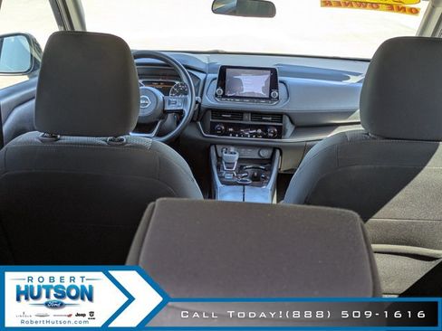 Used 2024 Nissan Rogue SV AWD/4WD image 11