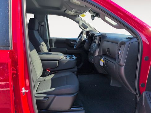 New 2026 Chevrolet Silverado 1500 Custom Trail Boss w/ LPO, Dark Essentials Package AWD/4WD image 15