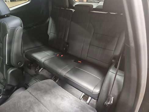 Certified 2025 Buick Enclave Avenir w/ Super Cruise Package image 27