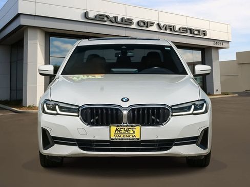 Used 2021 BMW 530i w/ Convenience Package RWD image 2