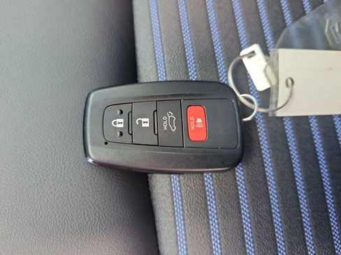 Used 2025 Toyota RAV4 XSE w/ Advanced Technology Package image 39