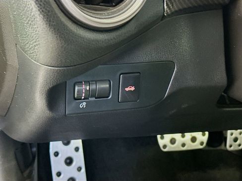 Used 2017 Toyota 86 RWD image 10