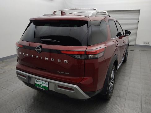 Used 2022 Nissan Pathfinder Platinum w/ Cargo Package FWD image 7