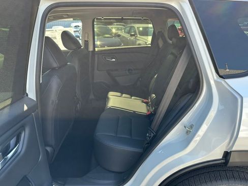 New 2025 Nissan Rogue SL w/ Tech Package image 25