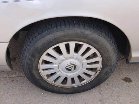 Used 2007 Mercury Grand Marquis LS RWD image 9