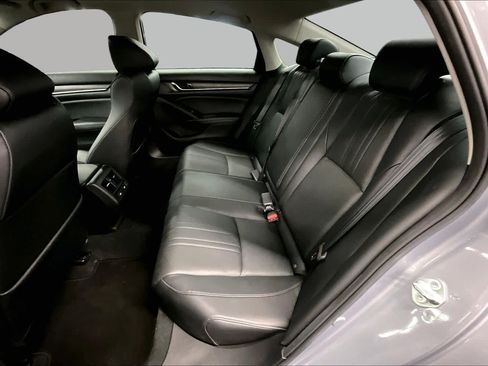 Used 2021 Honda Accord Touring image 19