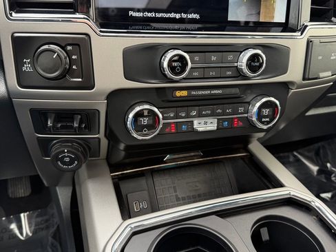 Used 2022 Ford F250 Lariat w/ Lariat Ultimate Package image 21