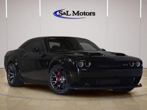 Used 2021 Dodge Challenger SRT Hellcat Redeye RWD image 3