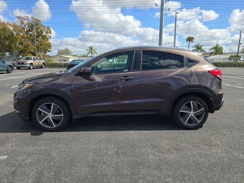 Certified 2022 Honda HR-V EX image 6