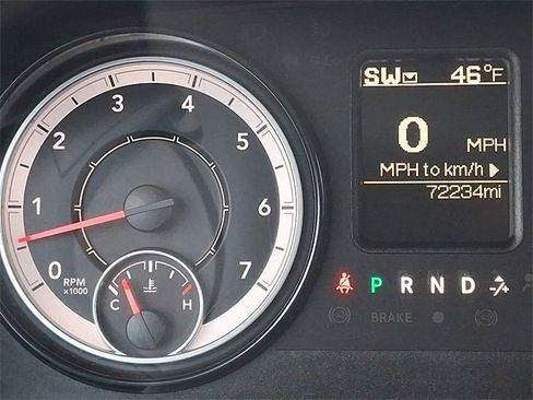 Used 2019 RAM 1500 Classic SLT image 14