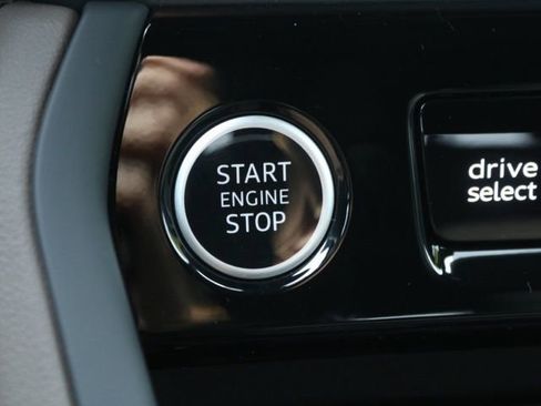 New 2025 Audi Q5 Premium Plus image 23