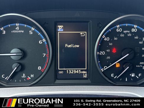 Used 2018 Toyota RAV4 LE image 21