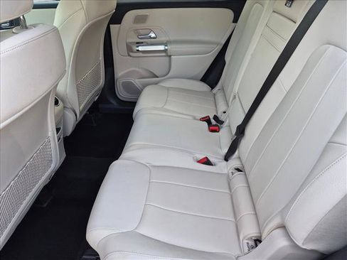 Certified 2026 Mercedes-Benz GLB 250 image 17