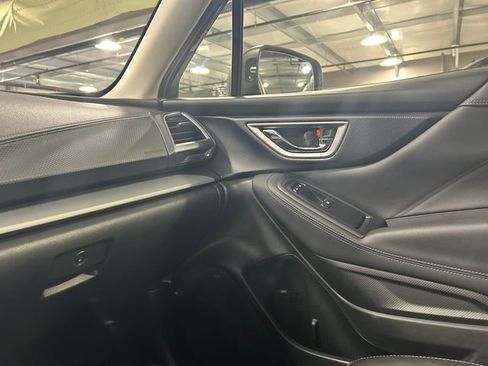 Certified 2020 Subaru Forester Limited image 21