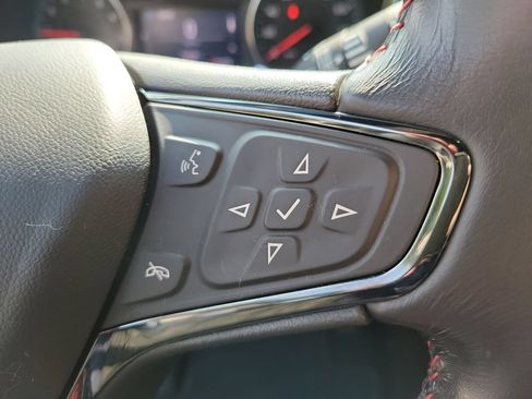 Used 2022 Chevrolet Equinox RS FWD image 28