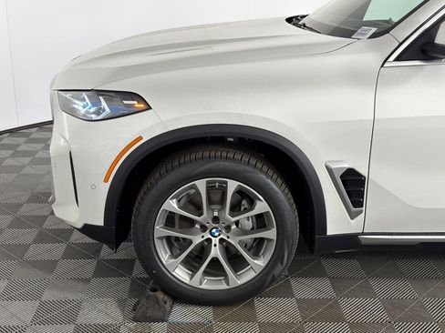 Used 2026 BMW X5 sDrive40i w/ Premium Package RWD image 9