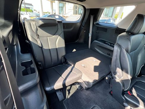 Used 2023 Hyundai Palisade SEL FWD image 18