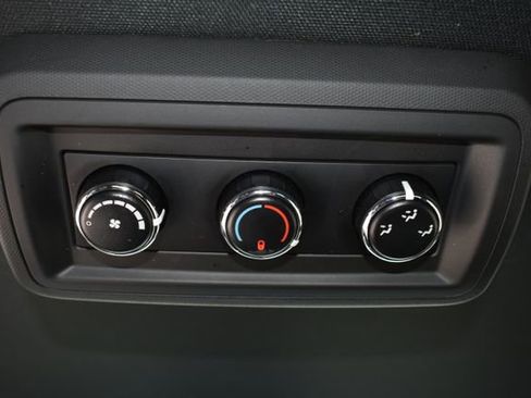 Used 2019 Dodge Grand Caravan SXT FWD image 33