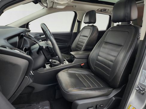 Used 2017 Ford Escape Titanium FWD image 17