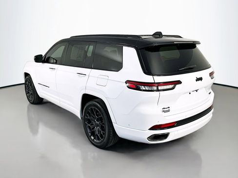 Used 2024 Jeep Grand Cherokee L Summit AWD/4WD image 5