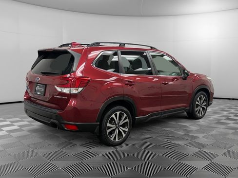 Used 2021 Subaru Forester Limited image 5