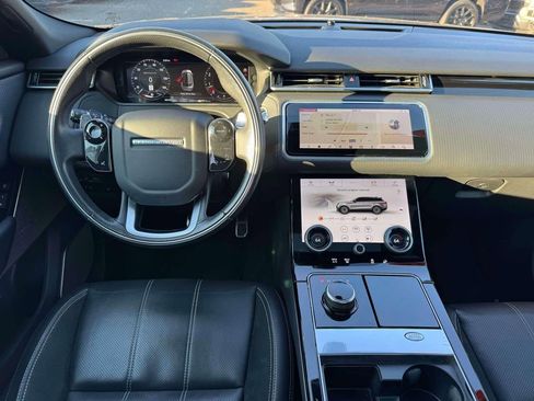 Used 2019 Land Rover Range Rover Velar R-Dynamic SE AWD/4WD image 20